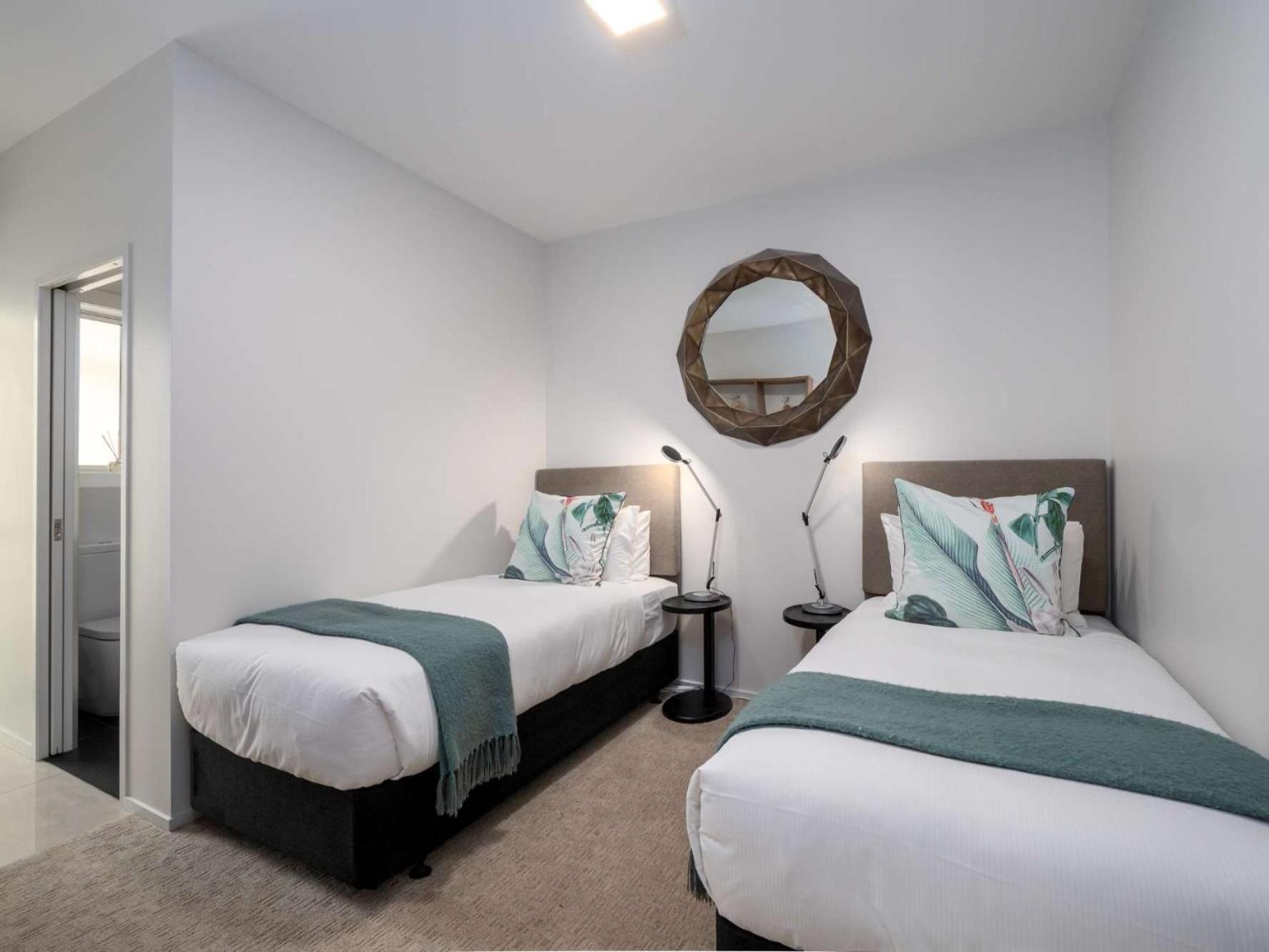 Papillon, A Relax It'S Done Luxury Holiday Home Квінстаун Екстер'єр фото